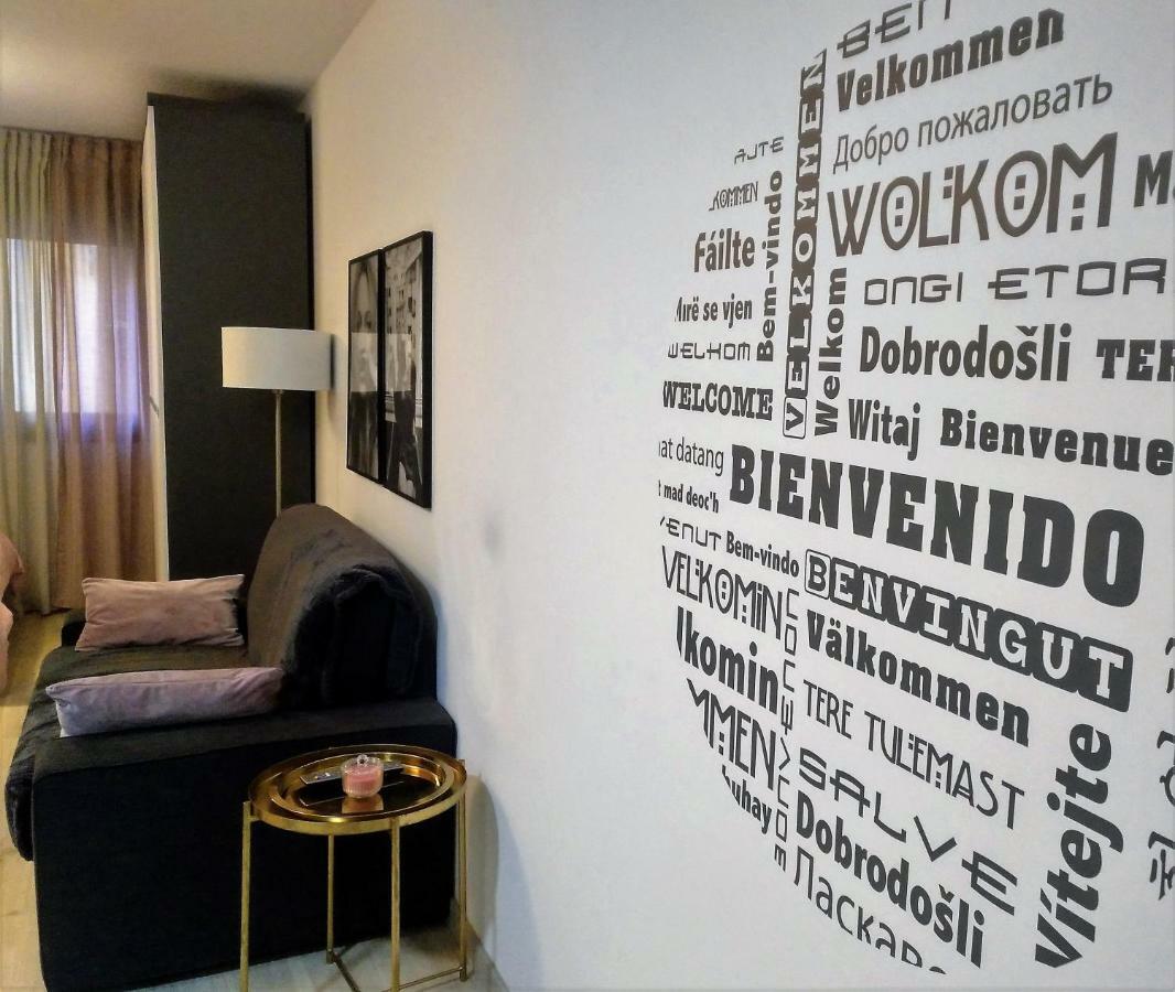 Estudio Alicante Centro Buitenkant foto